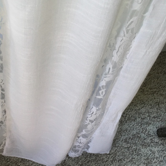 *SOLD*Venus sexy white maxi w/smocked top & lace - Picture 4 of 6